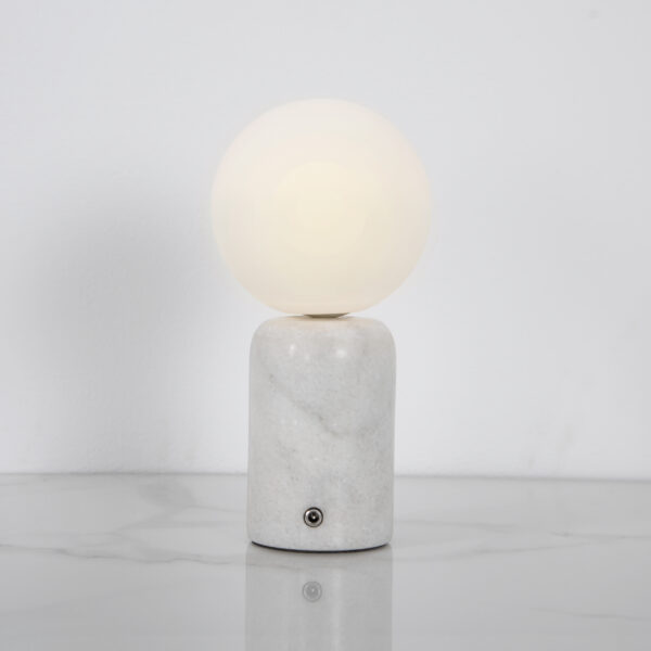 The Nuuk Table Lamp | Carrara | Cordless - Rechargable