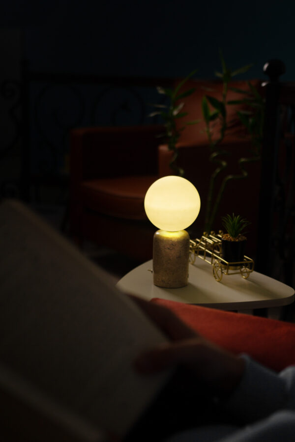 The Nuuk Table Lamp | Triesta Beige | Cordless - Rechargable