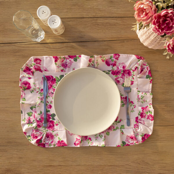 Fleur placemat-pale pink