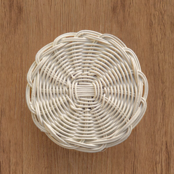 Cottage round wicker coaster-antique white