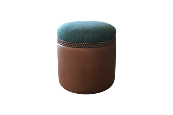 Round Pouf