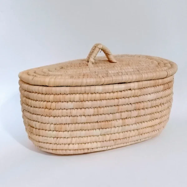 Oval storage basket